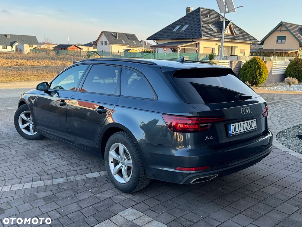 Audi A4 Avant 2.0 TDI S tronic - 5