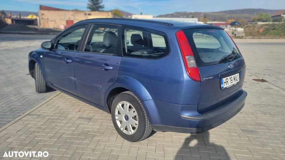 Ford Focus 1.6 Ti-VCT Titanium - 2