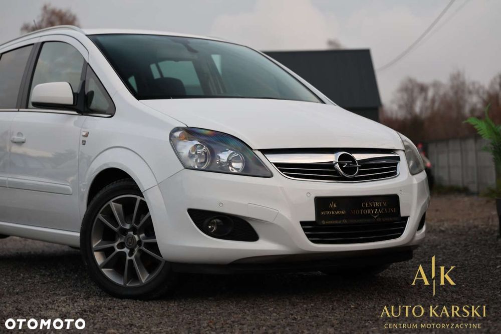 Opel Zafira - 13
