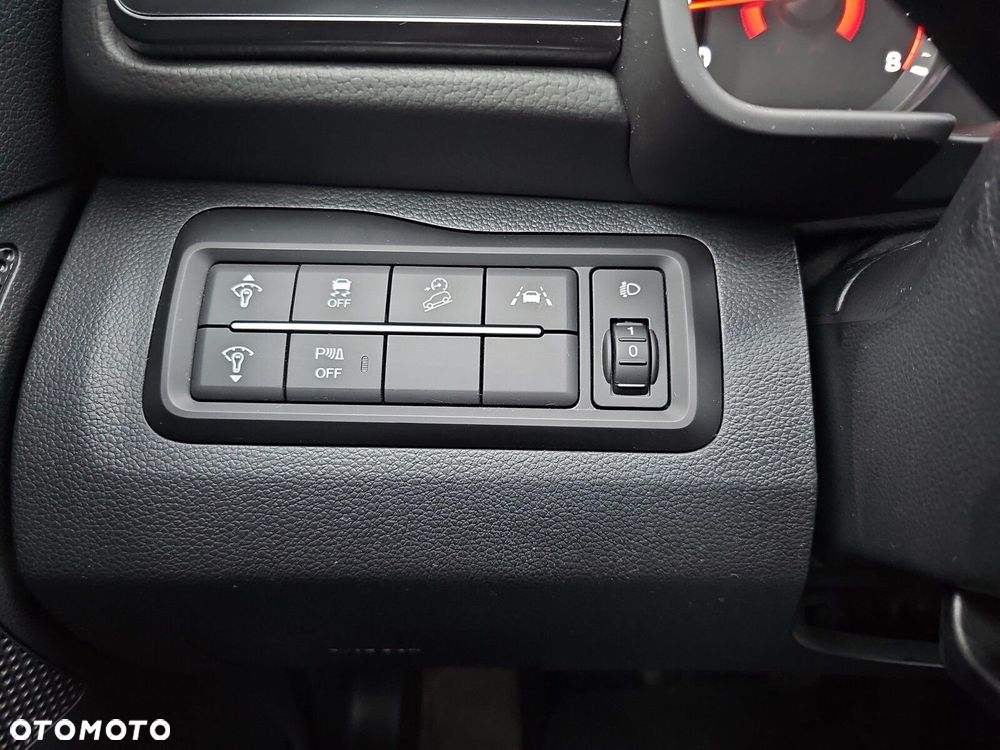 SsangYong/KGM Tivoli - 18