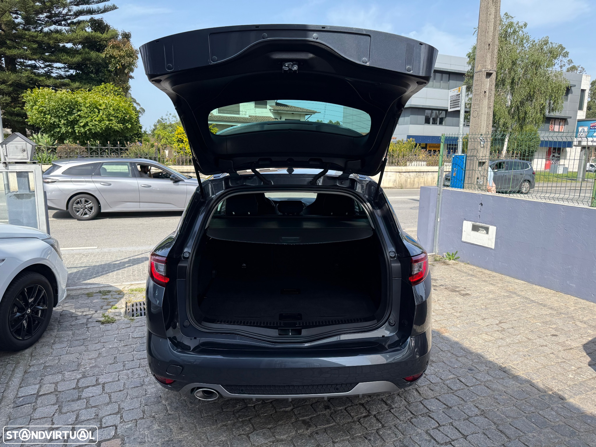 Renault Mégane Sport Tourer 1.5 dCi GT Line EDC - 14
