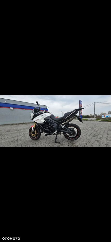 Triumph Tiger - 7
