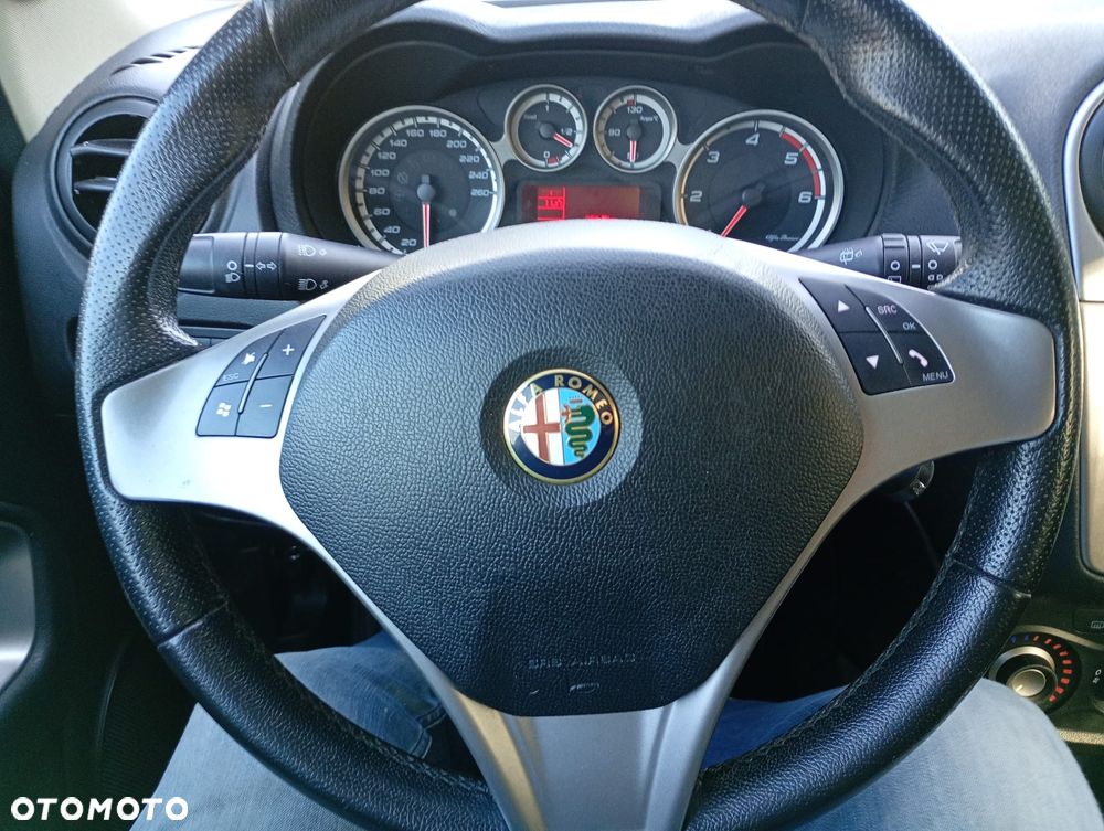 Alfa Romeo Mito 1.3 JTDM - 27
