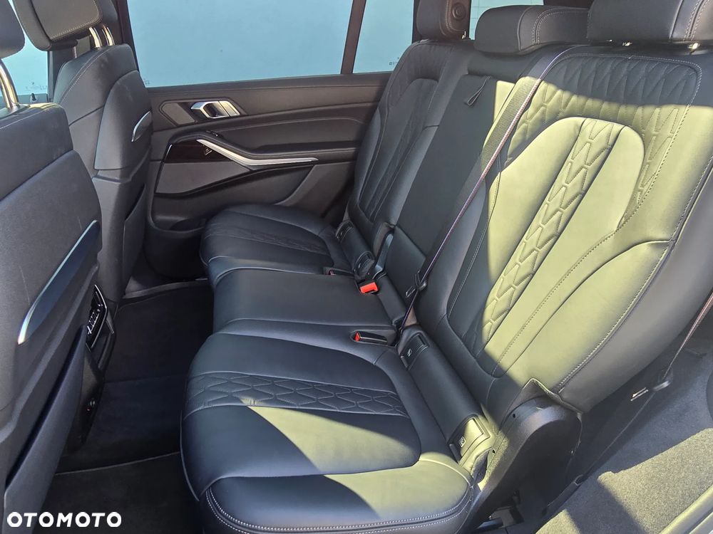 BMW X7 xDrive40d mHEV M Sport sport - 9