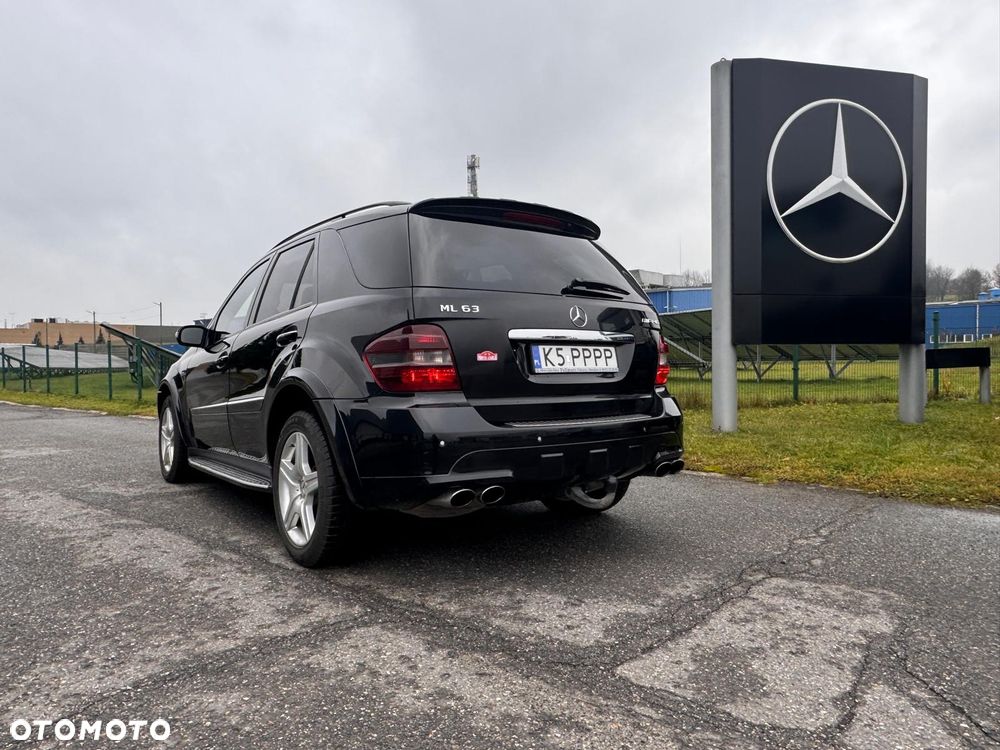 Mercedes-Benz ML - 17