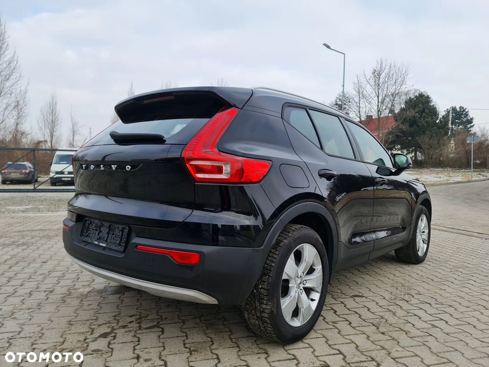 Volvo XC 40 D3 AWD Geartronic Momentum Pro - 5