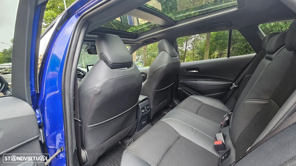 Toyota Corolla Touring Sports 1.8 Hybrid Exclusive - 23