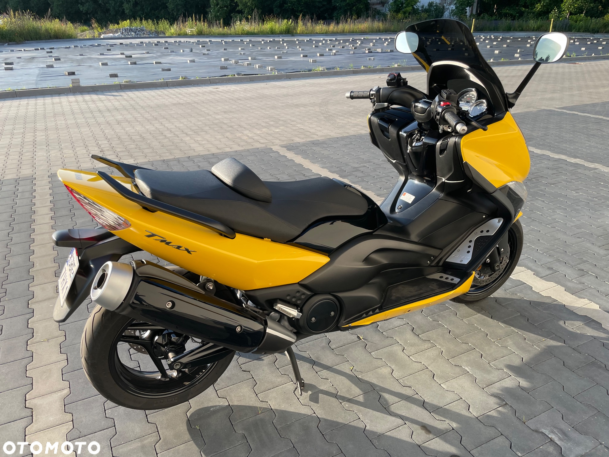 Yamaha Tmax - 2