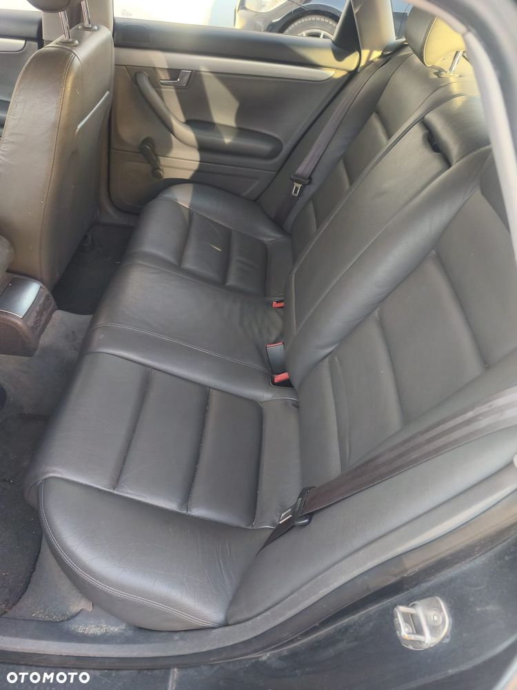 Audi A4 Limousine 2 - 8