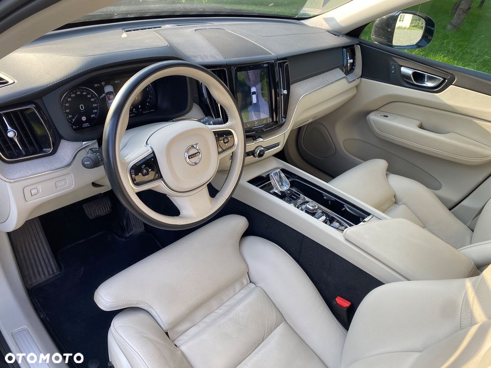 Volvo XC 60 B5 B AWD Inscription - 10