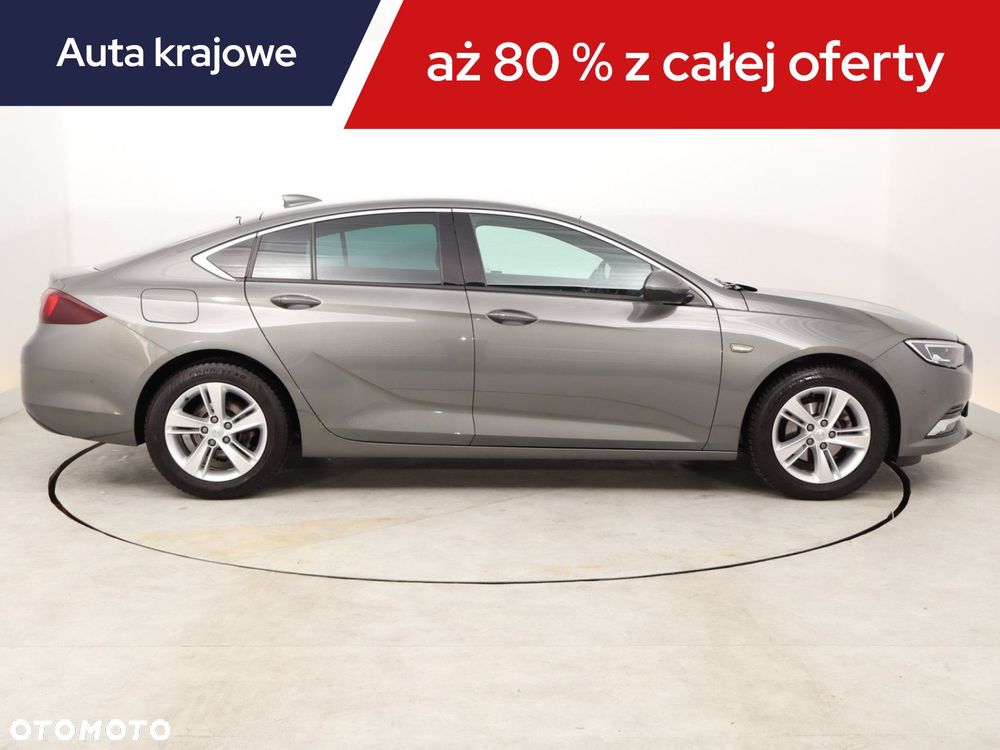 Opel Insignia - 8