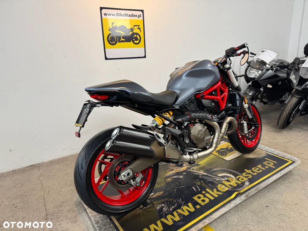 Ducati Monster - 5