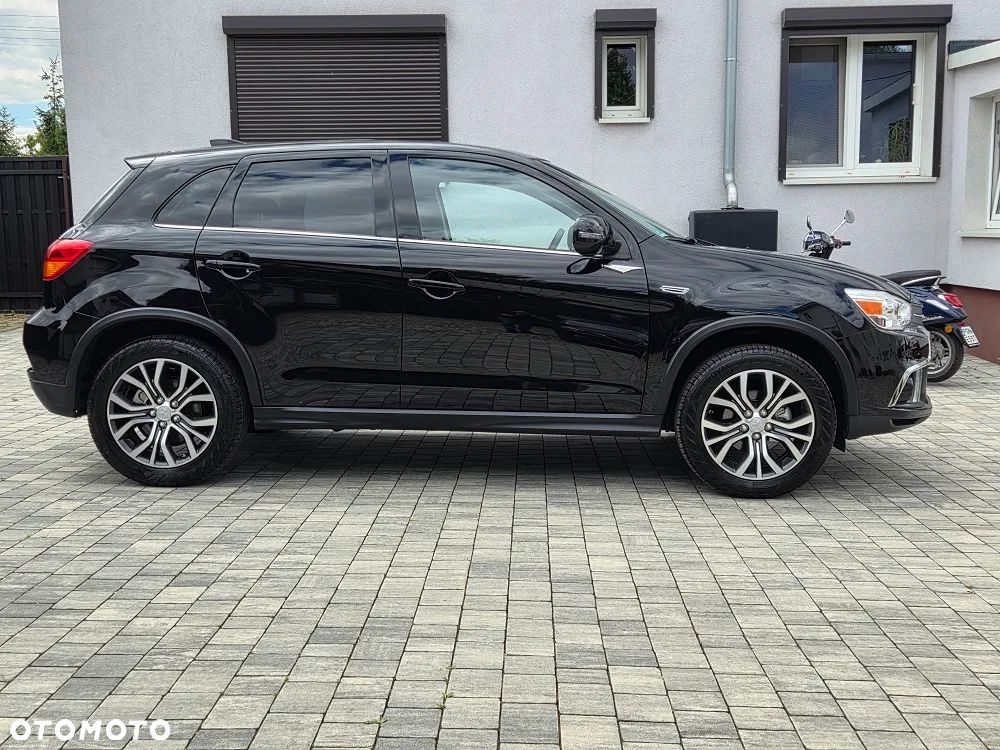 Mitsubishi ASX 1.6 2WD Diamant Edition - 2