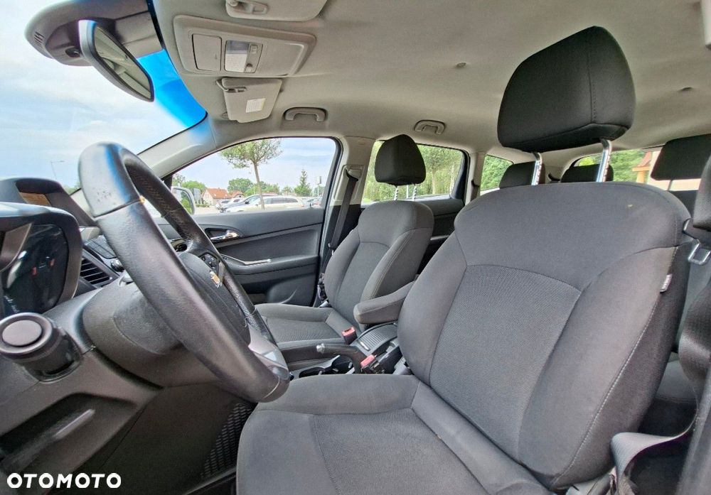 Chevrolet Orlando - 22