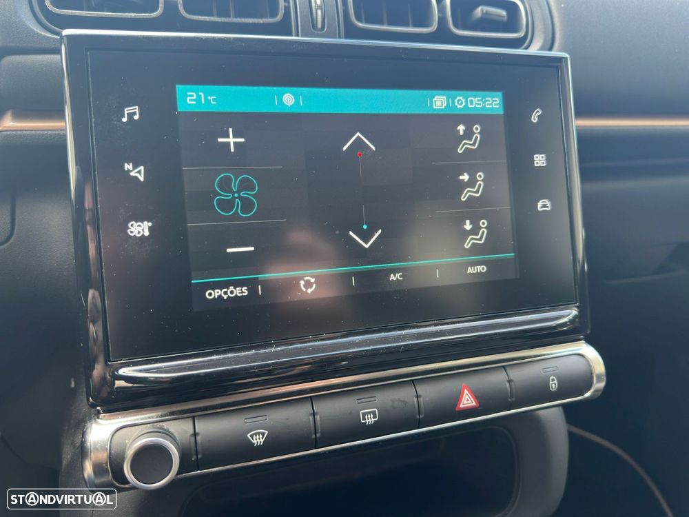 Citroën C3 1.2 PureTech Shine EAT6 - 13