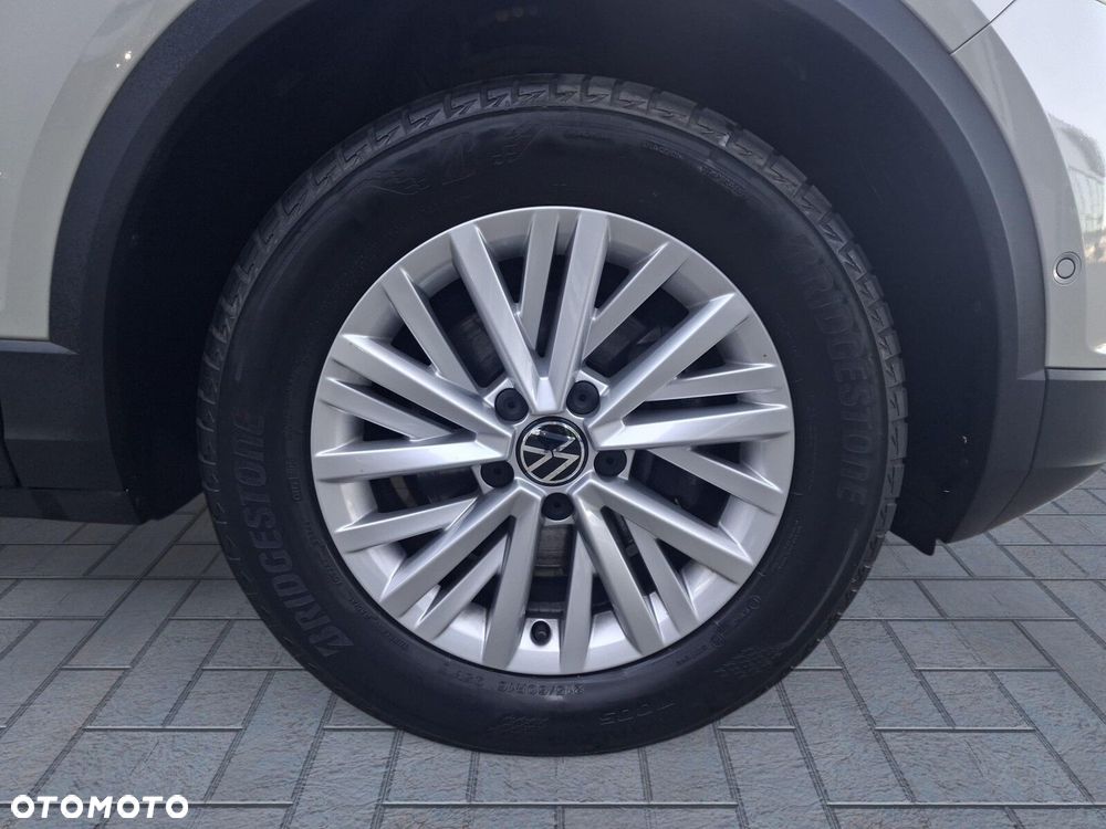 Volkswagen T-Roc 1.5 TSI Life - 27
