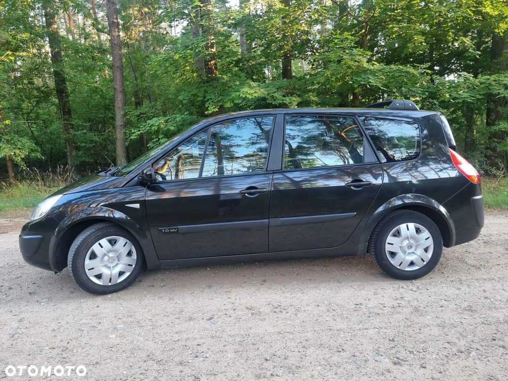 Renault Scenic 1.6 16V Avantage - 22