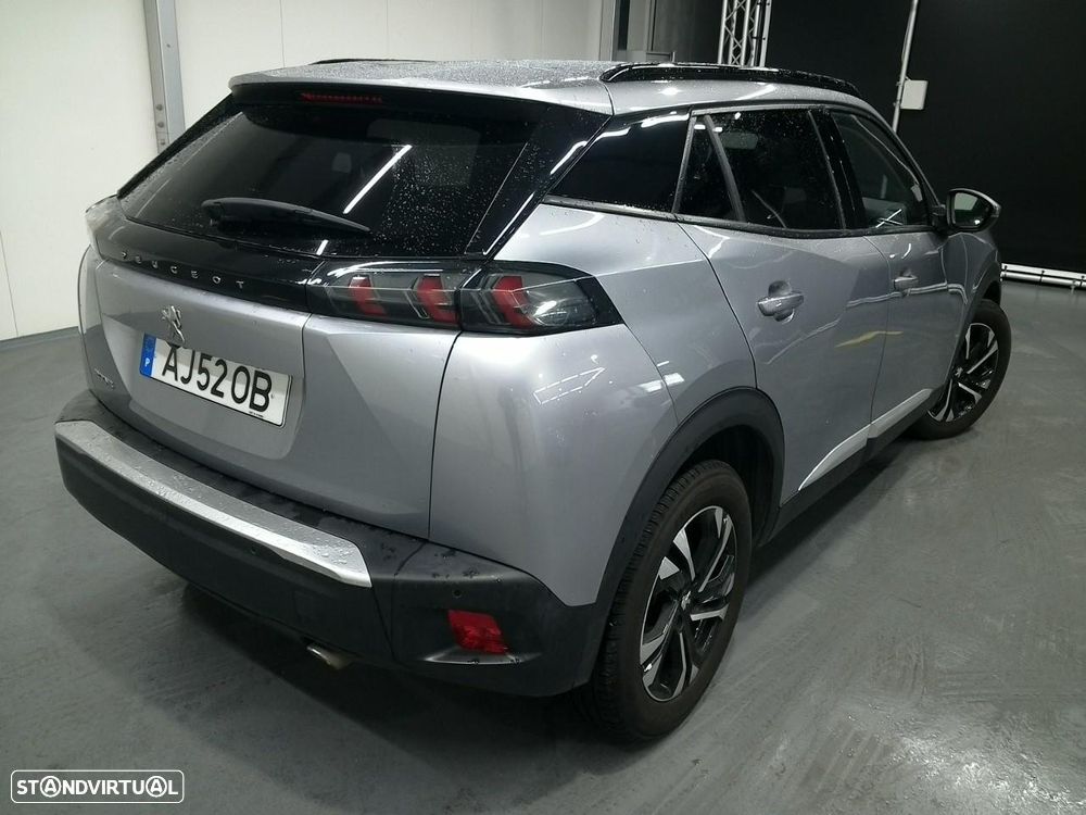 Peugeot 2008 1.5 BlueHDi Allure - 4