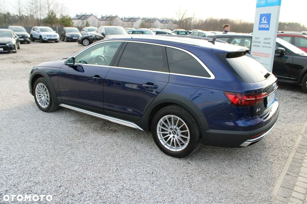 Audi A4 Allroad - 10