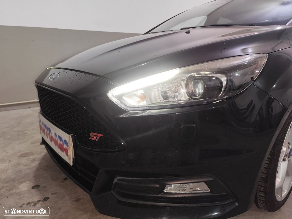 Ford Focus 2.0 TDCi ST-2 - 16