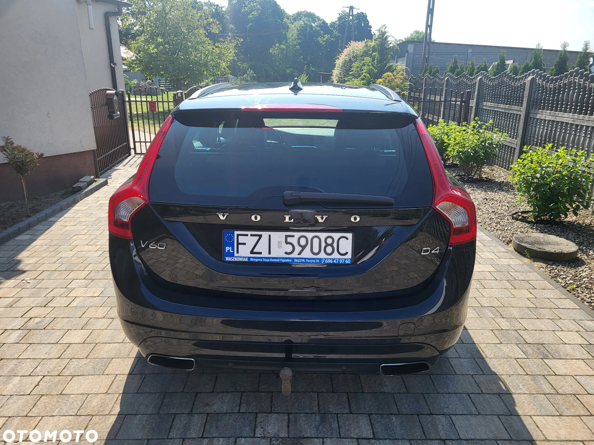Volvo V60 ver-d4-drive--e-momentum - 4
