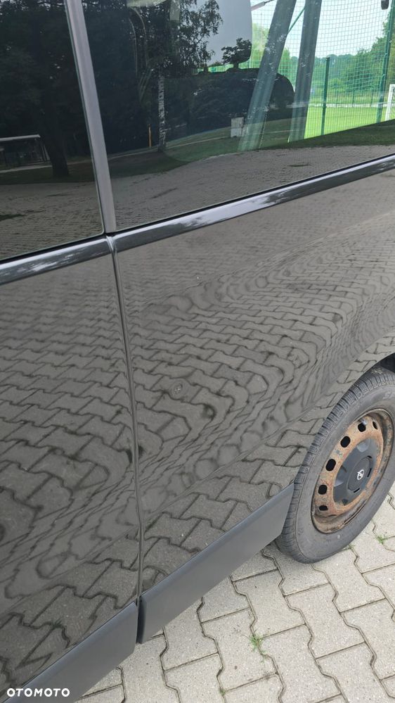 Opel Vivaro - 18