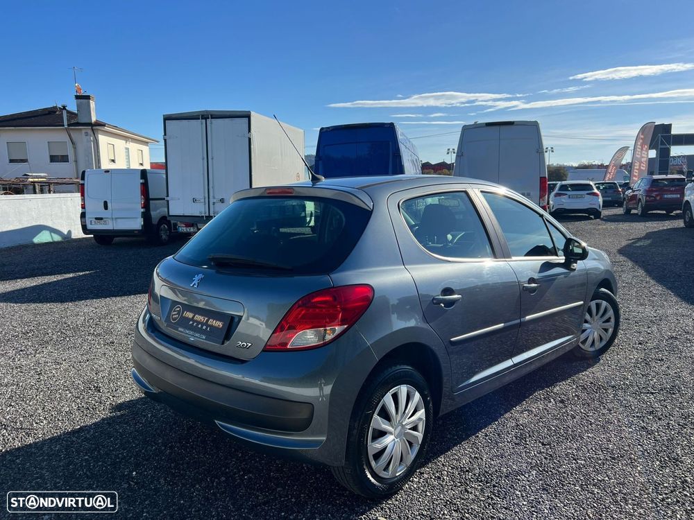 Peugeot 207 1.4 16V Active - 3