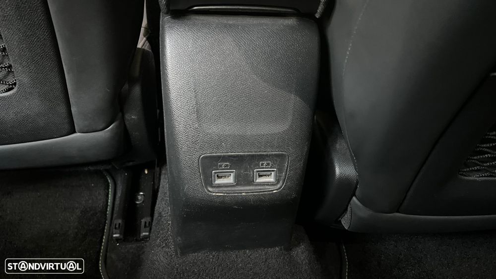 Peugeot 2008 1.2 PureTech GT Line EAT8 - 19
