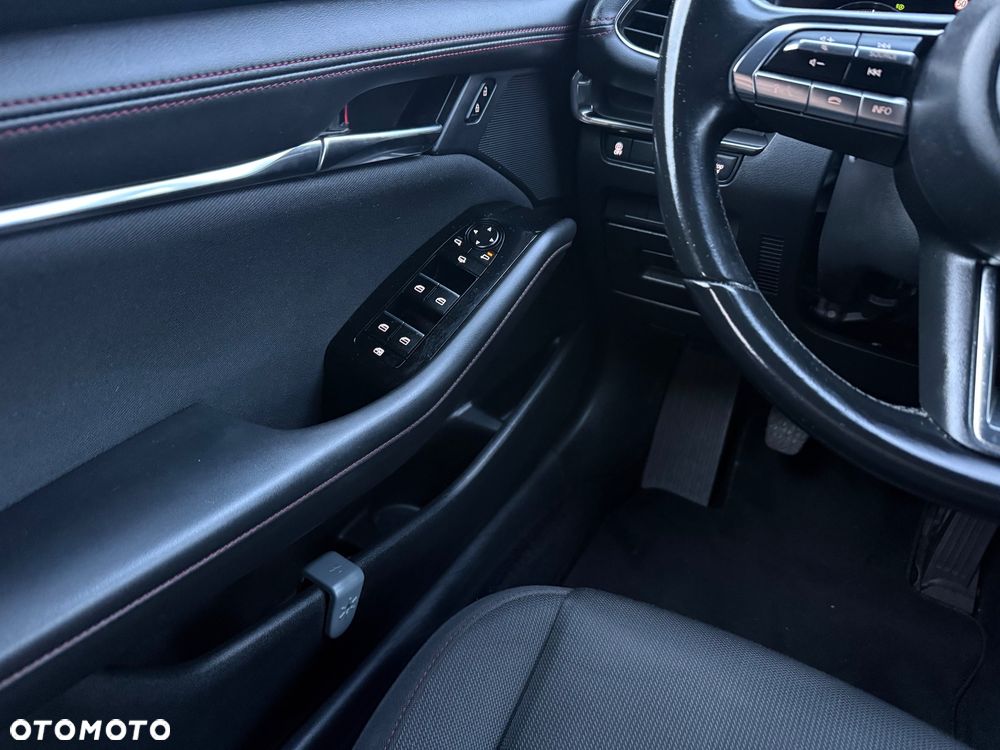Mazda 3 SKYACTIV-G 2.0 M-Hybrid 150 SELECTION - 33