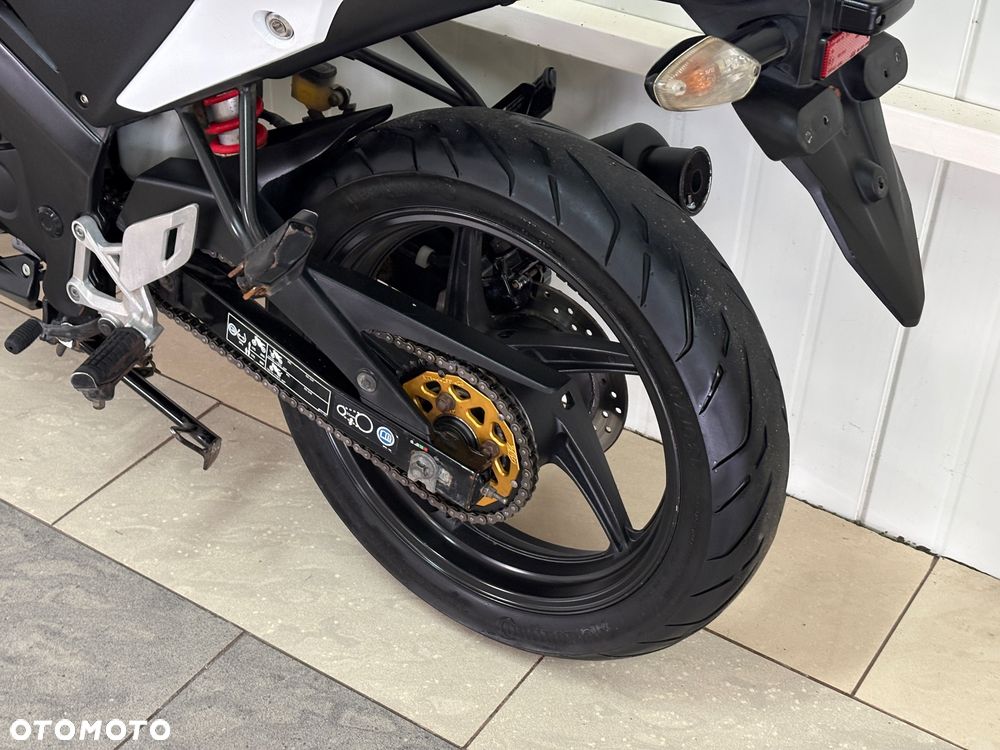 Honda CBR - 11