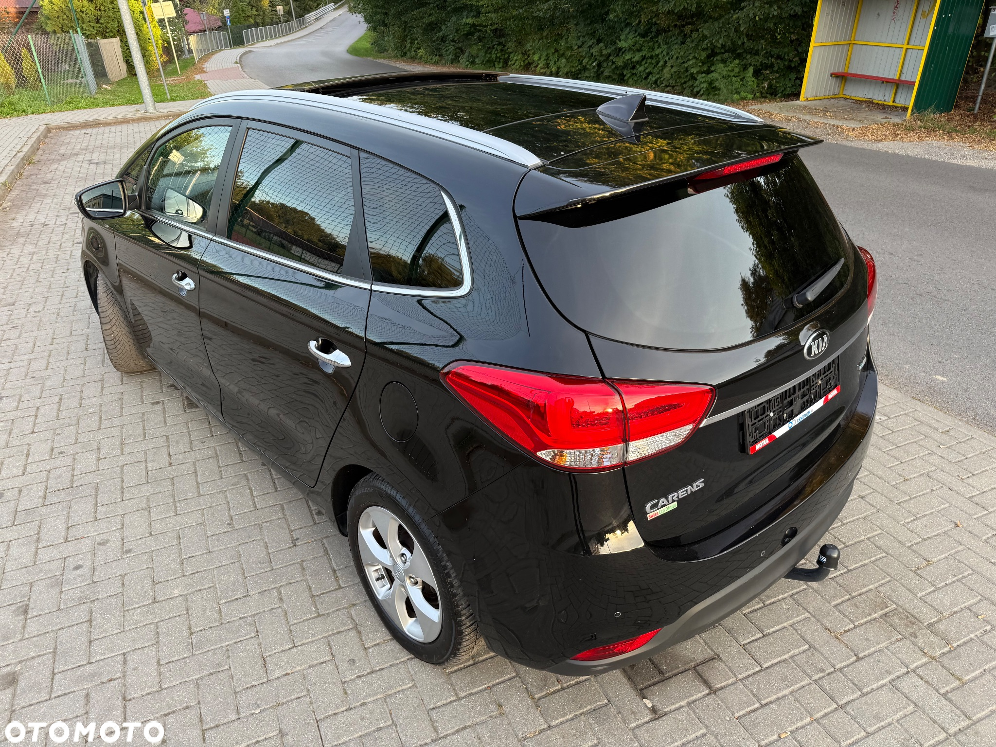 Kia Carens 1.7 CRDi XL 7os - 12