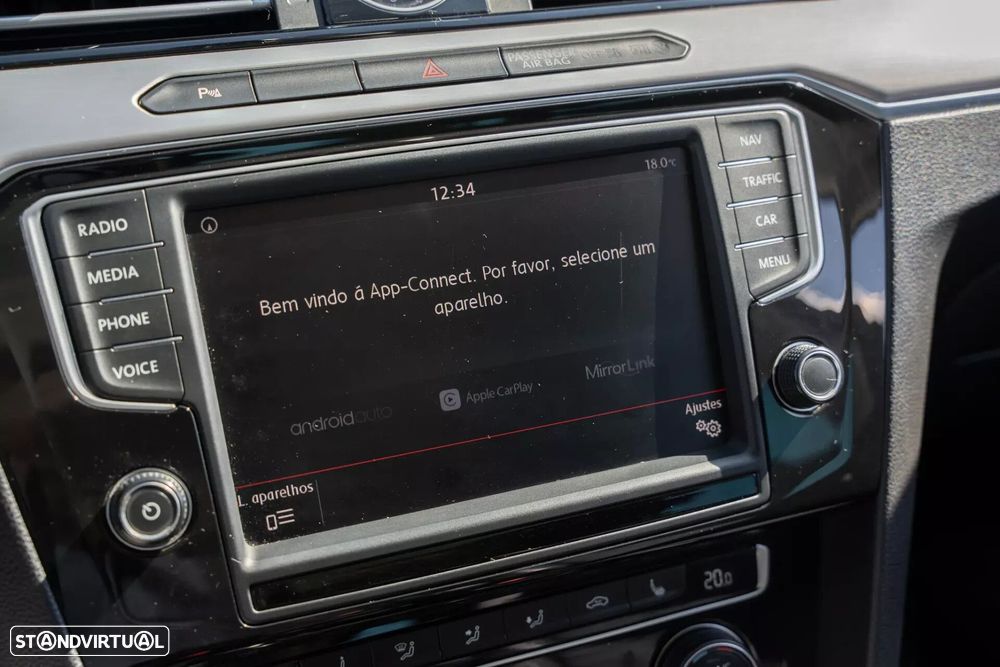 VW Passat Variant 1.6 TDI R-Line - 15