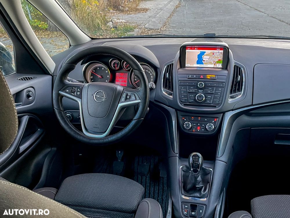 Opel Zafira 2.0 D (CDTI ecoFLEX) Start/Stop Innovation - 6