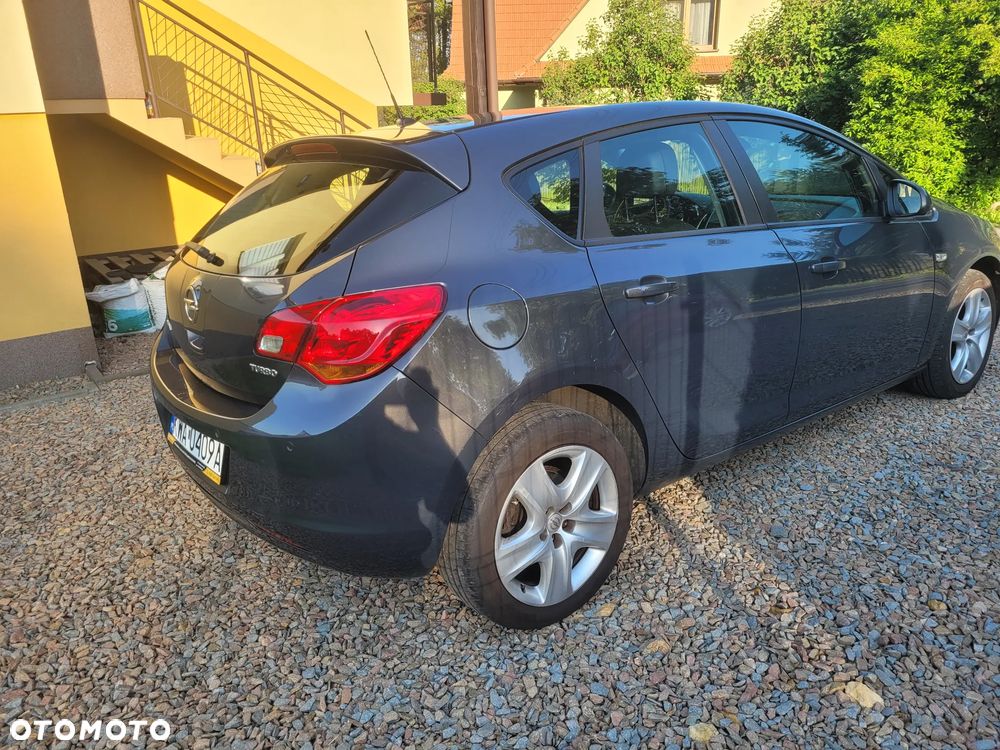 Opel Astra 1.4 Turbo - 8