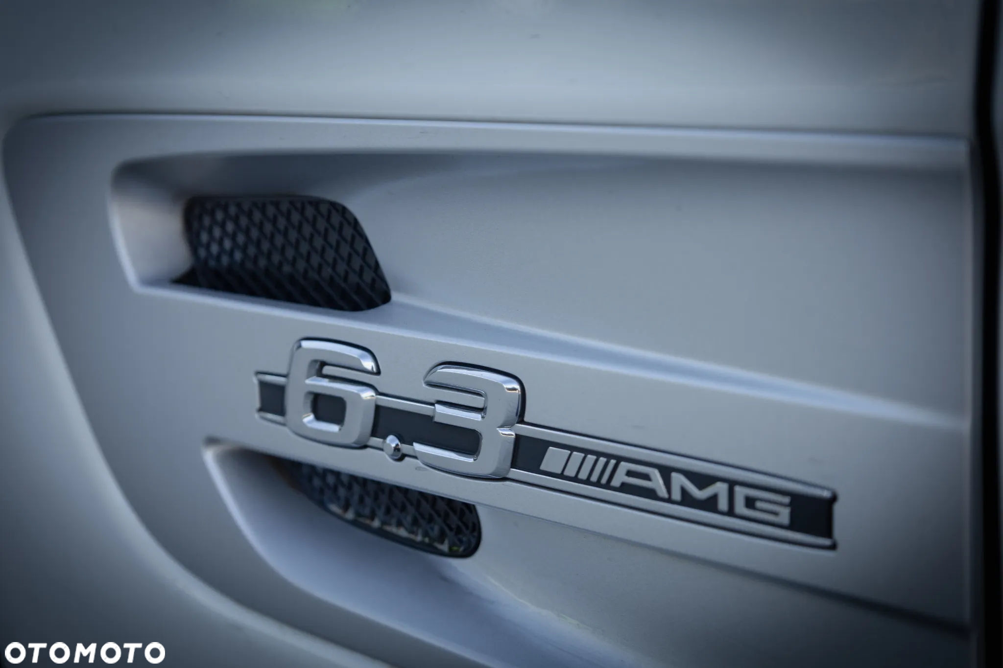 Mercedes-Benz SL 63 AMG - 9