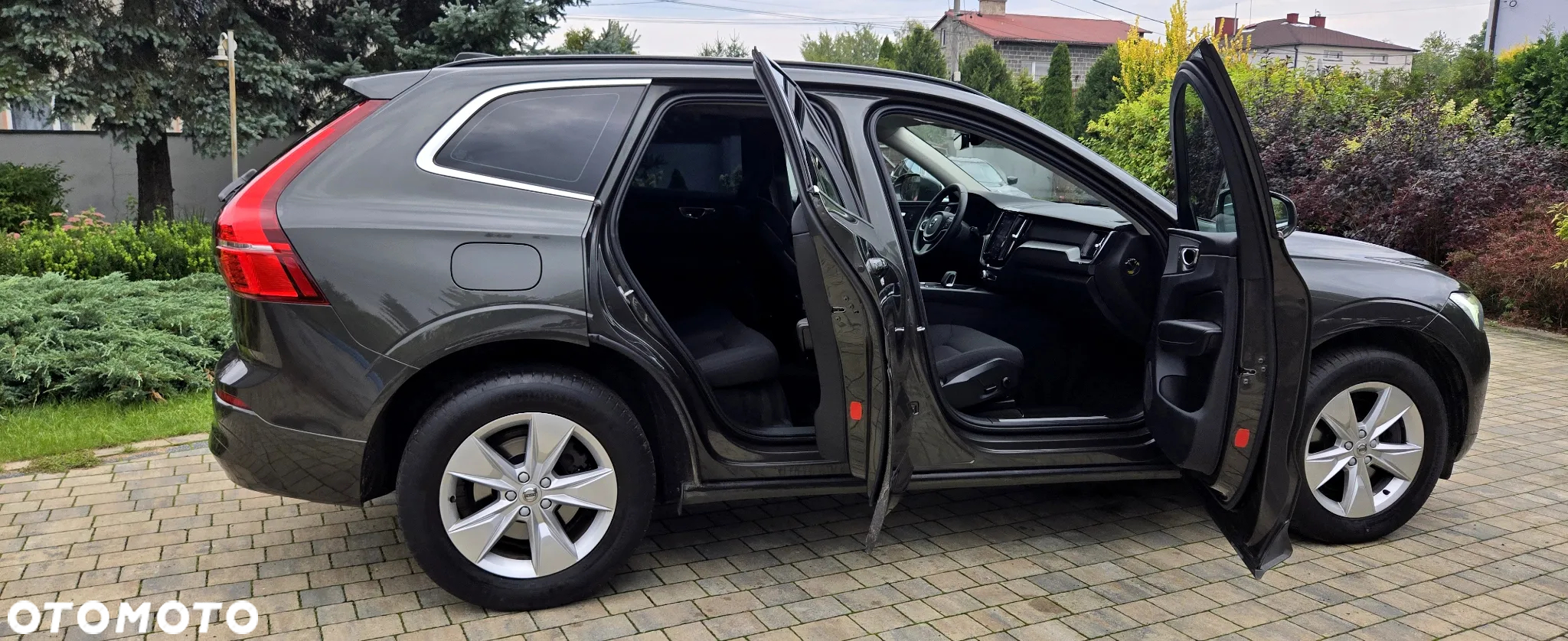 Volvo XC 60 B4 D Geartronic Momentum Pro - 11