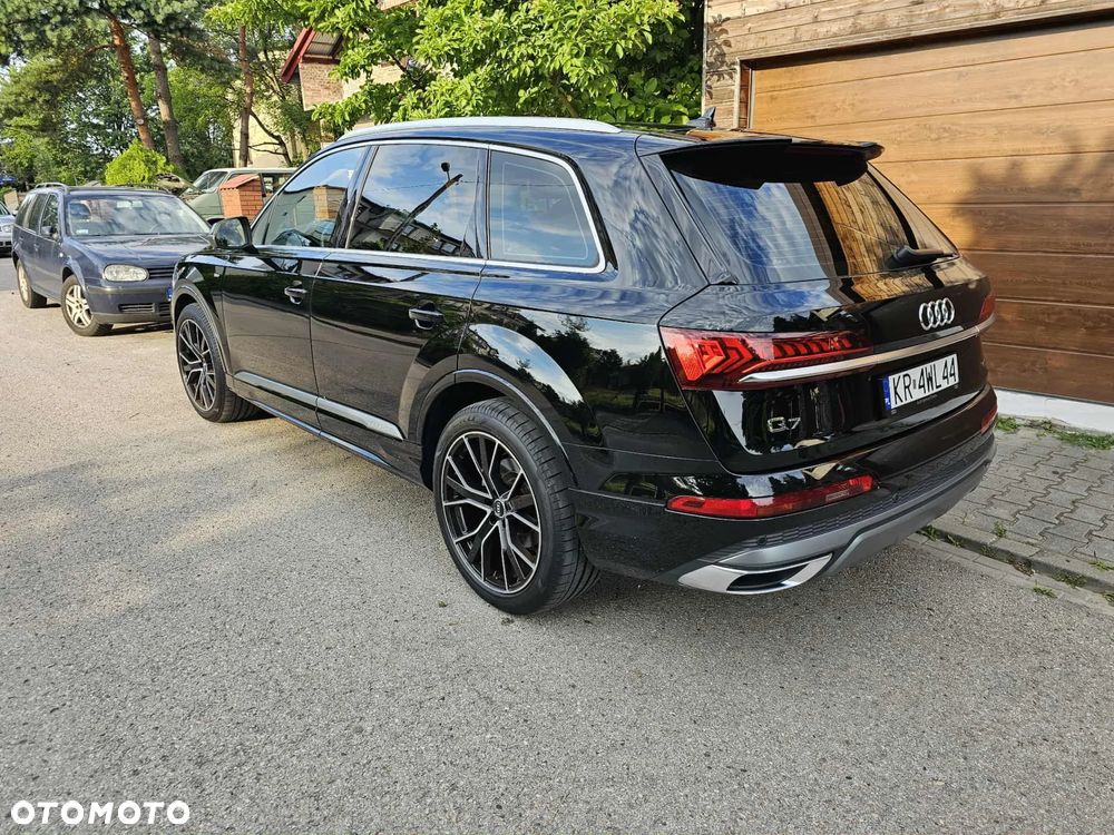 Audi Q7 - 8