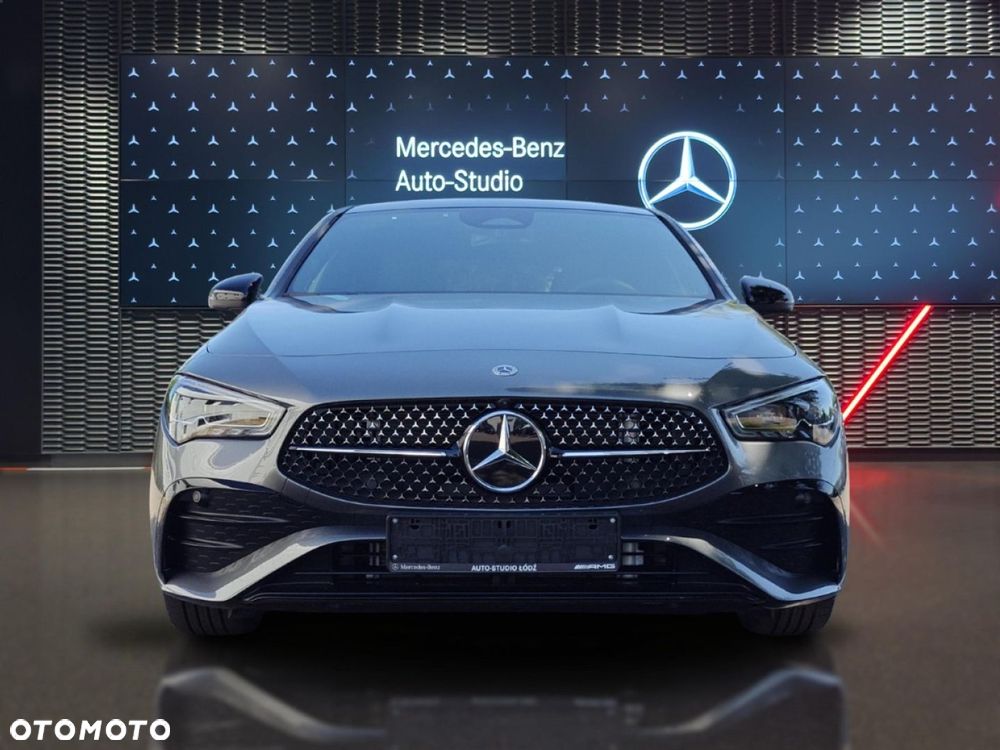 Mercedes-Benz CLA - 8