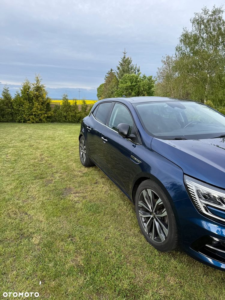 Renault Megane 1.5 Blue dCi Intens - 2