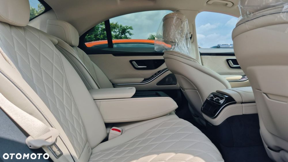 Mercedes-Benz Klasa S 400 d 4-Matic 9G-TRONIC - 26