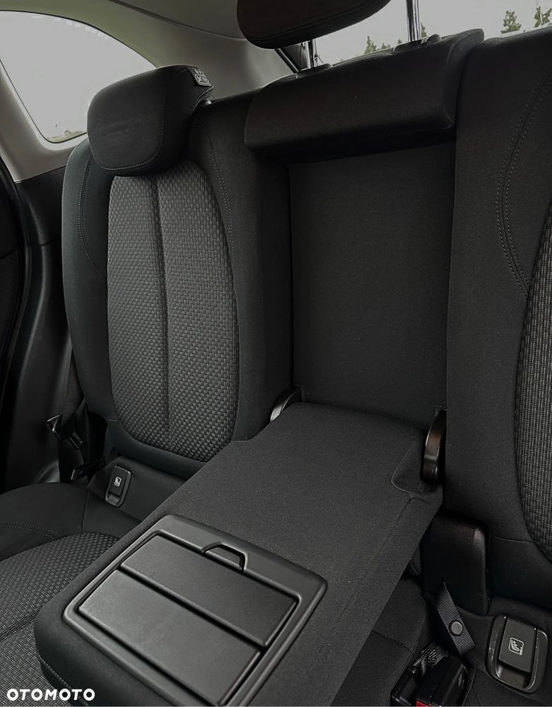 BMW X1 xDrive25e Sport Line - 38