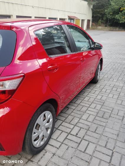 Toyota Yaris 1.5 Premium - 3