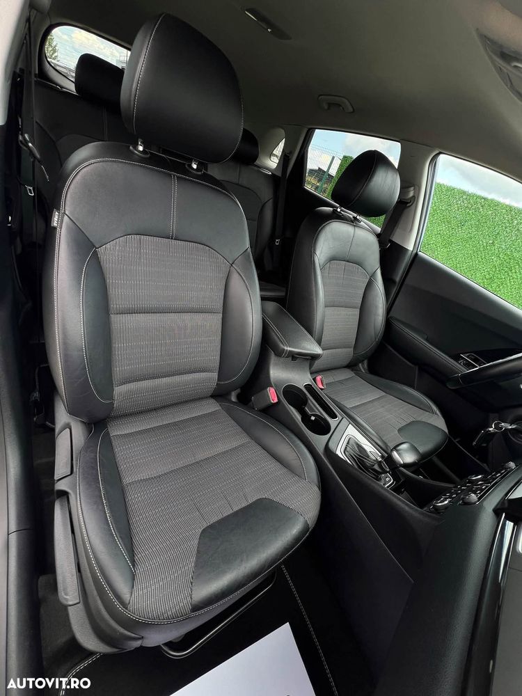 Kia Niro 1.6 GDI HEV 2WD OPF Aut. Spirit - 16
