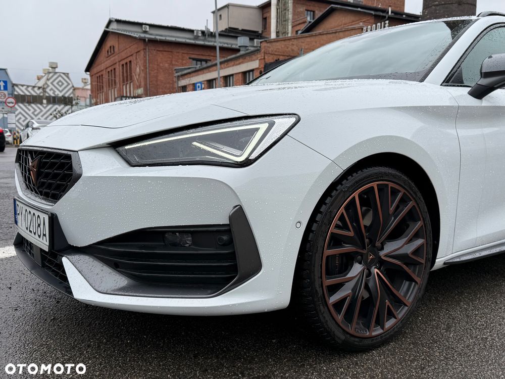 Cupra Leon Sportstourer 2.0 TSI 4Drive VZ DSG - 8