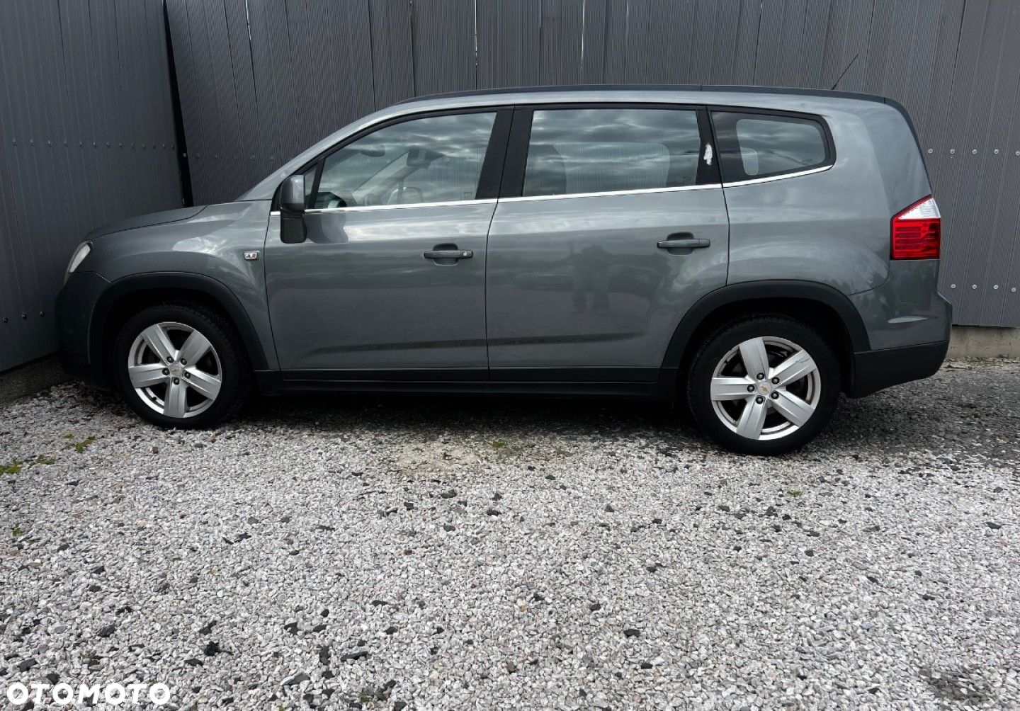Chevrolet Orlando - 5