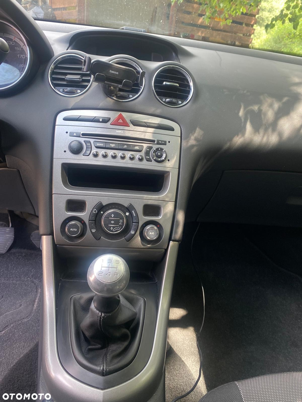 Peugeot 308 1.6 Premium Plus - 8
