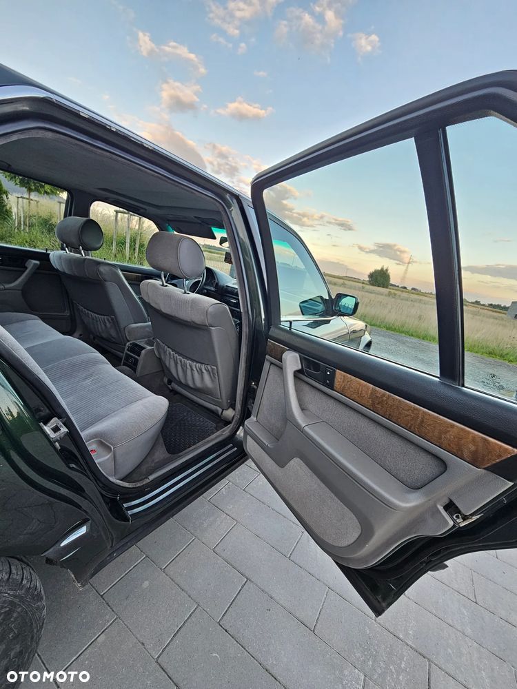 BMW Seria 7 - 21