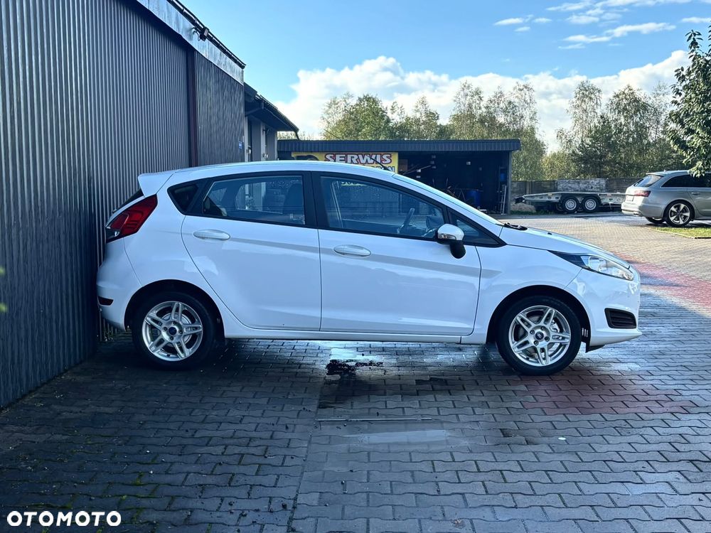 Ford Fiesta 1.25 Champions Edition - 12