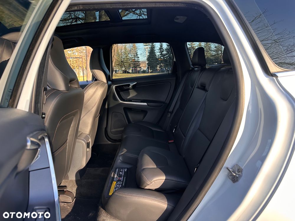Volvo XC 60 D4 Drive-E Summum - 18