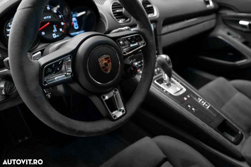 Porsche Cayman GTS 4.0 PDK - 29